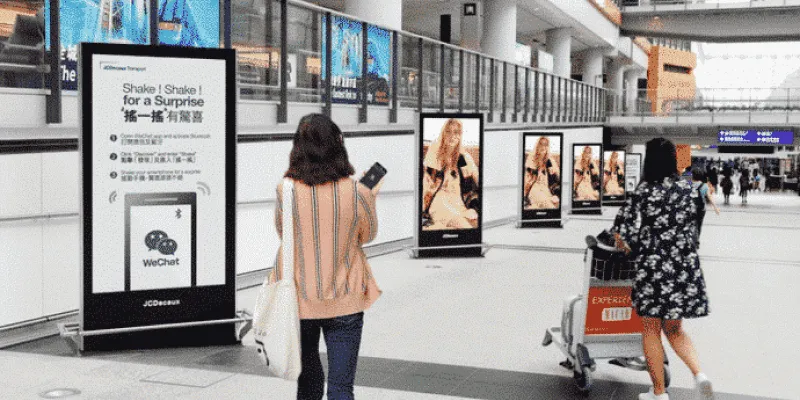JCDecaux Flughafen Ubudu