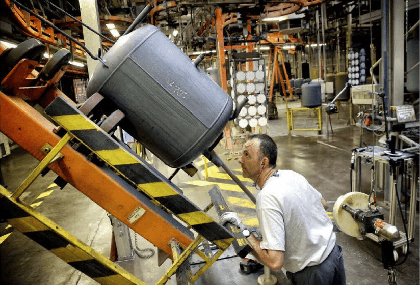 trabajador en una fábrica