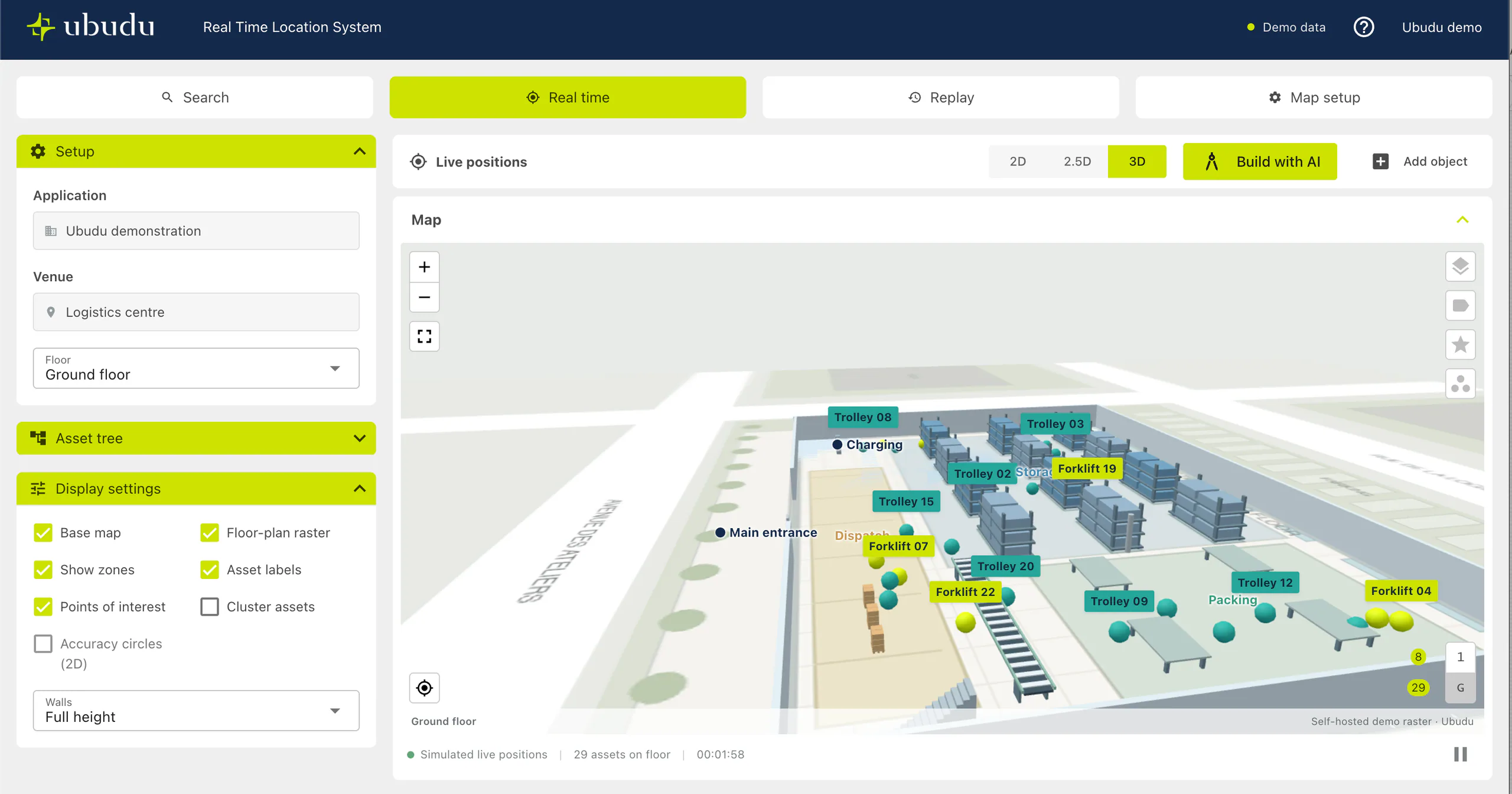 Die Ubudu RTLS-Software zeigt Asset-Positionen live in 3D in einer Logistikhalle: Rollwagen und Gabelstapler, in Echtzeit zonenübergreifend verfolgt