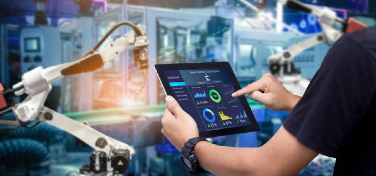 Comparação entre as tecnologias RFID e RTLS: forma de transmissão dos dados, alcance, precisão e casos de utilização típicos.